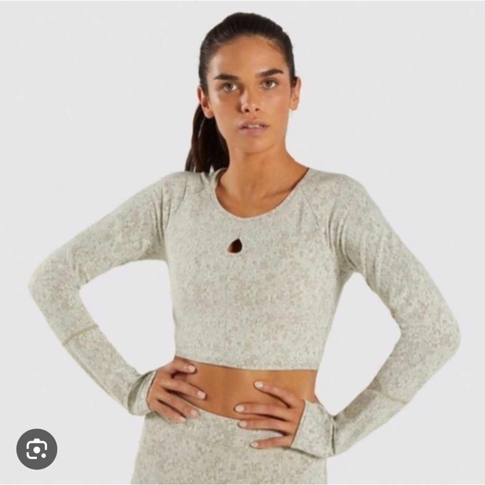 Gymshark khaki Marl Set Long Sleeve Crop Top and capri pants XS